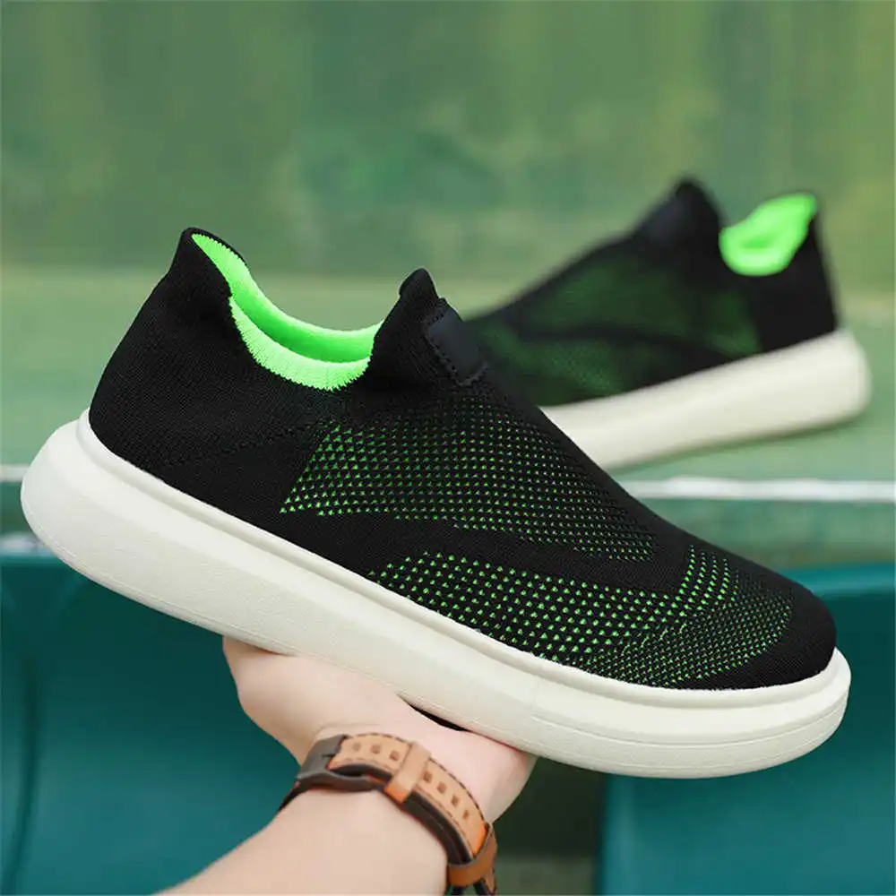 Calze con plateau scarpe marro - Home Gym And Basketball Court recensione e prezzo
